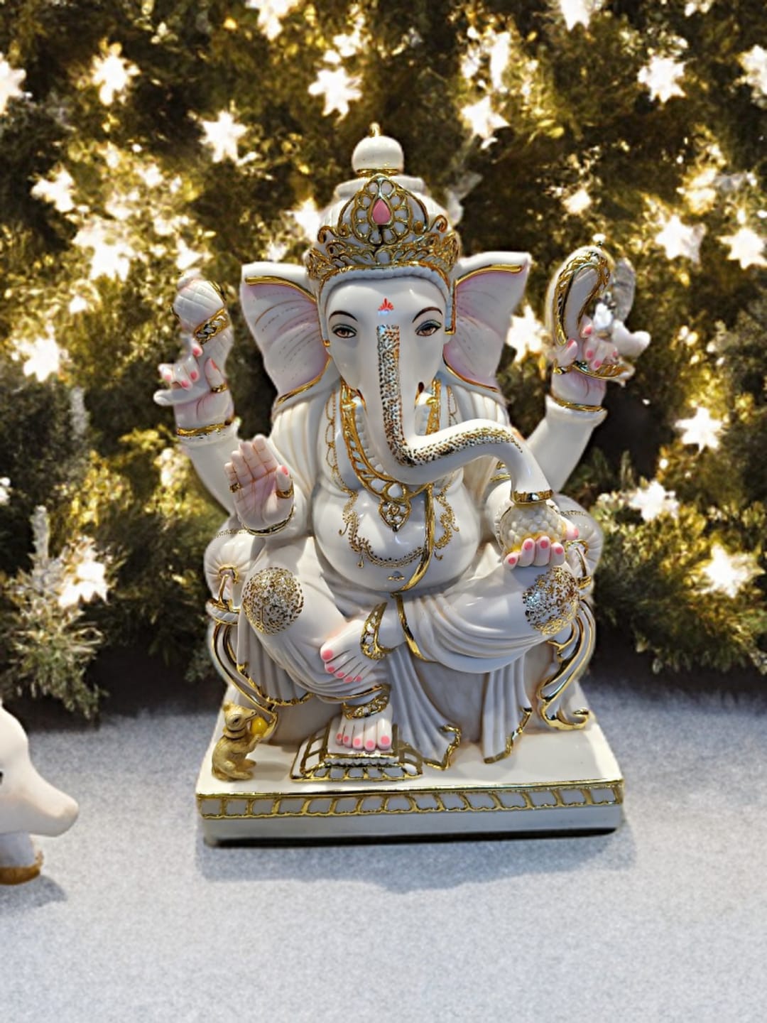 "Ganesh Idol on Chowki in White Marble – Handcrafted Murti by Shri Handicraft"